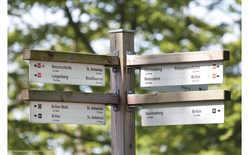 Wegweiser am Rothaarsteig