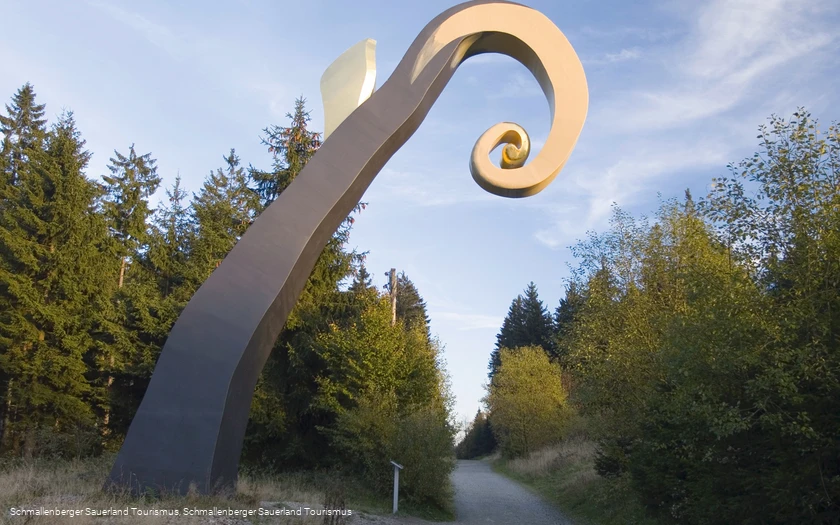 Krummstab von Heinrich Brummack am WaldSkulpturenWeg Wittgenstein - Sauerland