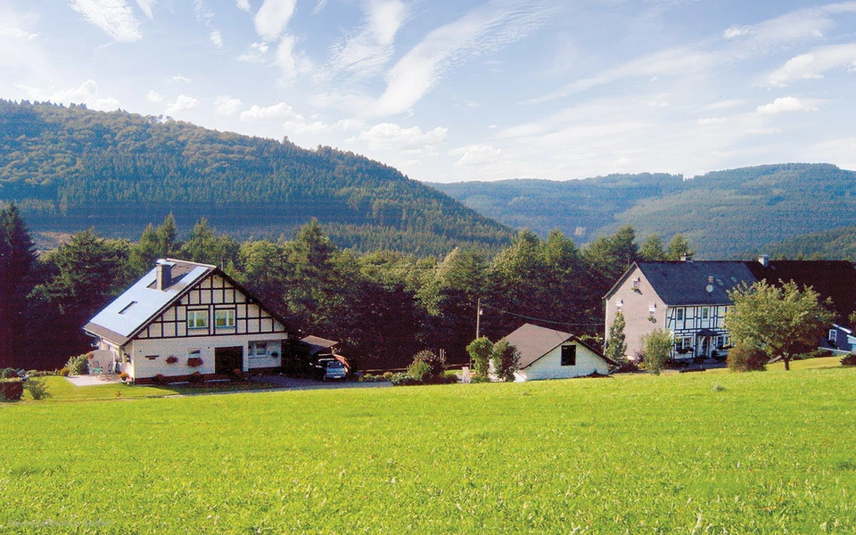 Pension und Ferienwohnung Bertram Außenansicht Kirchhundem