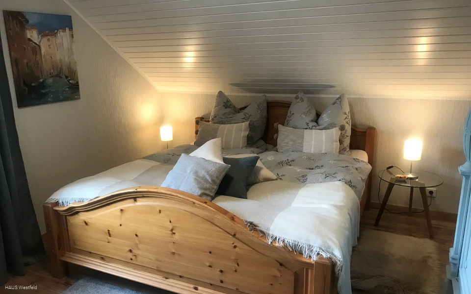 KOMFORT Ferienwohnungen HAUS Westfeld, Rothaarsteig Qualitätsbetrieb in Schmallenberg